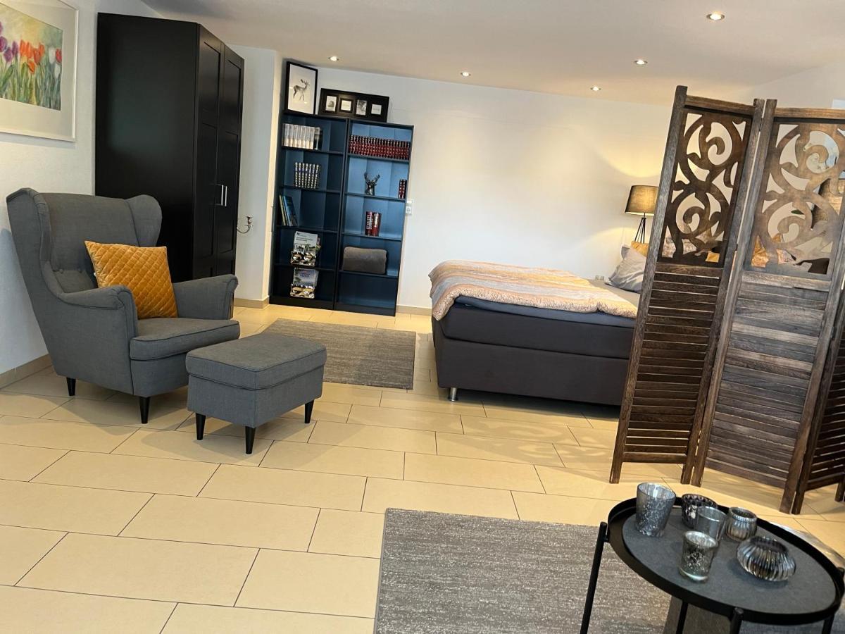 Schoene Ferienwohnung 2,5 Zimmer In Stadtnaehe Mit Eigenem Hofgarten Balingen Zewnętrze zdjęcie